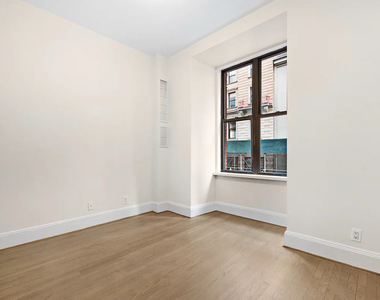 121 Madison Avenue - Photo Thumbnail 3