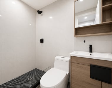 225 Halsey Street - Photo Thumbnail 9