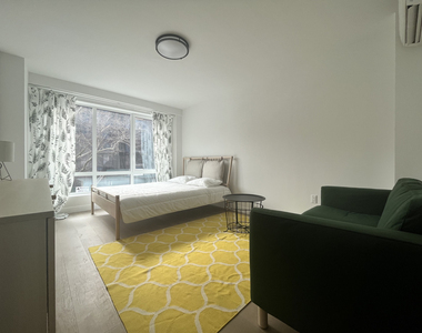 623 Avenue H - Photo Thumbnail 1