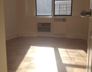  East 79th Street - Photo Thumbnail 2