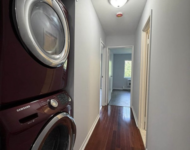 1121 East 73rd Street - Photo Thumbnail 12