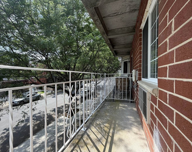 1121 East 73rd Street - Photo Thumbnail 7