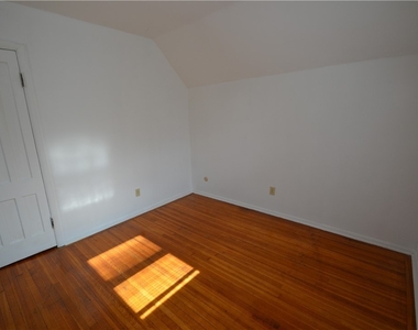 210 Lincoln Park Drive - Photo Thumbnail 29