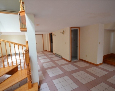 210 Lincoln Park Drive - Photo Thumbnail 26