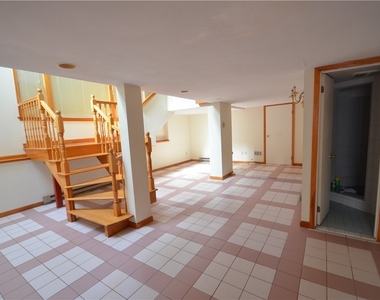 210 Lincoln Park Drive - Photo Thumbnail 27