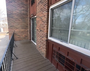 1225 James Street - Photo Thumbnail 10