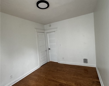 113 E Brighton Avenue - Photo Thumbnail 6