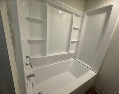 604 Court Street - Photo Thumbnail 33