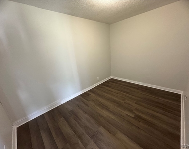 604 Court Street - Photo Thumbnail 25