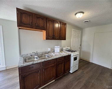 604 Court Street - Photo Thumbnail 22