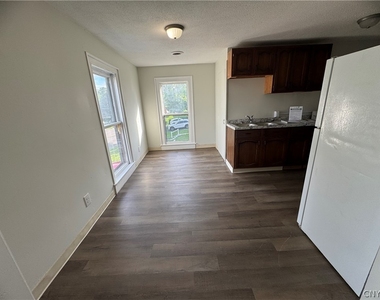 604 Court Street - Photo Thumbnail 23