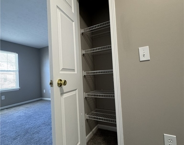 744 Royal Sunset Drive - Photo Thumbnail 15
