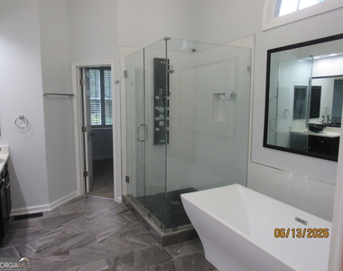 115 Sutton Court - Photo Thumbnail 19