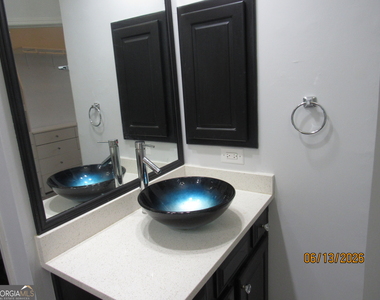 115 Sutton Court - Photo Thumbnail 22