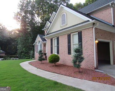 115 Sutton Court - Photo Thumbnail 2