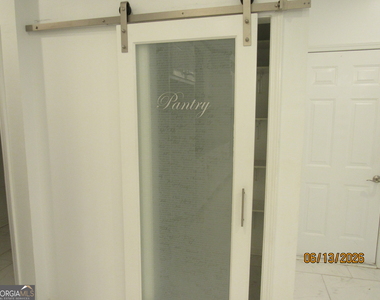 115 Sutton Court - Photo Thumbnail 14