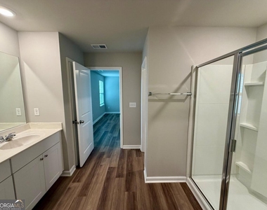 3128 Baylor Circle - Photo Thumbnail 13
