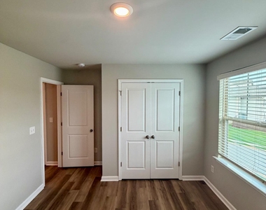3128 Baylor Circle - Photo Thumbnail 18