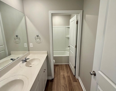 3128 Baylor Circle - Photo Thumbnail 19