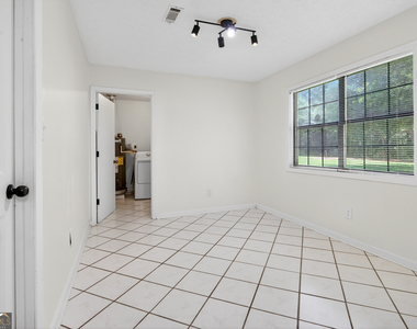 11525 Matthews Trail - Photo Thumbnail 11