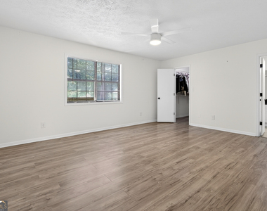 11525 Matthews Trail - Photo Thumbnail 14