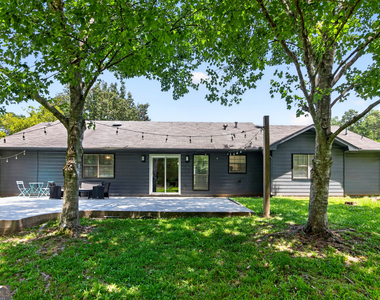 11525 Matthews Trail - Photo Thumbnail 32