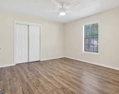 11525 Matthews Trail - Photo Thumbnail 22