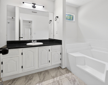 11525 Matthews Trail - Photo Thumbnail 18