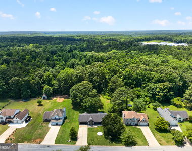 11525 Matthews Trail - Photo Thumbnail 37