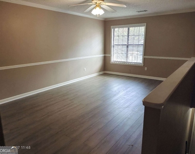 306 Mount Vernon Drive - Photo Thumbnail 3