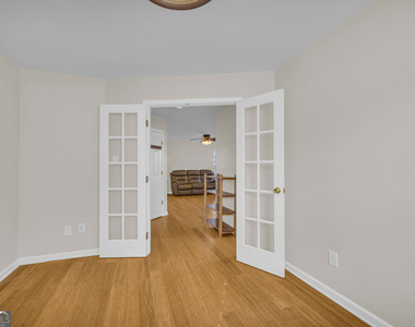 494 Bishop Court - Photo Thumbnail 10