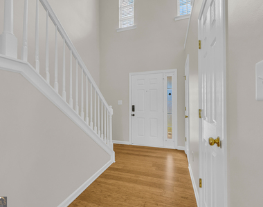 494 Bishop Court - Photo Thumbnail 2