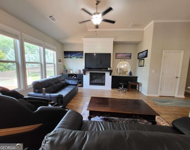 5414 Town Square Way - Photo Thumbnail 20