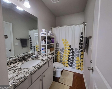 5414 Town Square Way - Photo Thumbnail 5