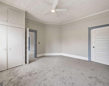 3638 E Main Street - Photo Thumbnail 9