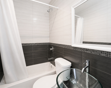 438 Wilson Avenue - Photo Thumbnail 7