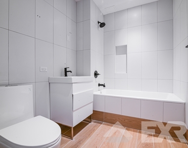 100 Lenox Road - Photo Thumbnail 2