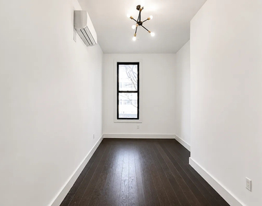 1114 Halsey Street - Photo Thumbnail 6