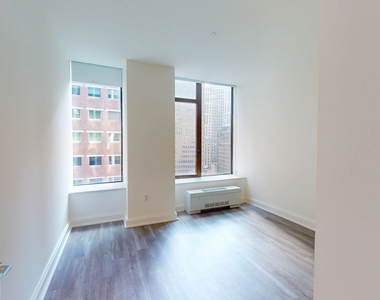 10 Hanover Square - Photo Thumbnail 3