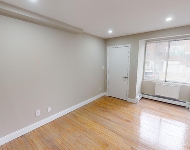 67-39 Clyde Street - Photo Thumbnail 9