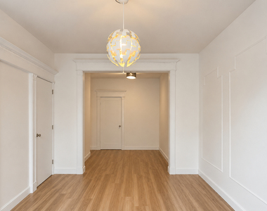 242 East 25th Street - Photo Thumbnail 3