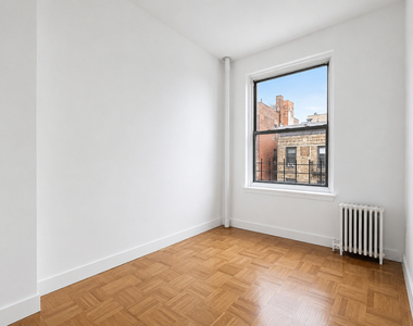 325 East 89th Street - Photo Thumbnail 5