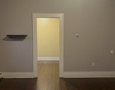434 Brook St - Photo Thumbnail 7
