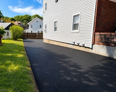 65 E New St - Photo Thumbnail 16