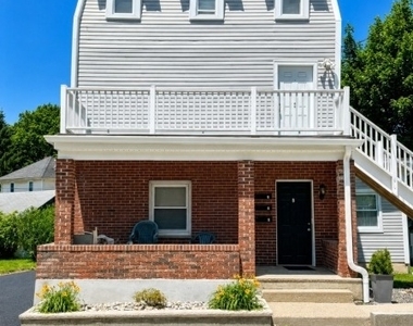 65 E New St - Photo Thumbnail 1