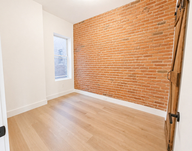1582 Dekalb Ave #3 - Photo Thumbnail 3