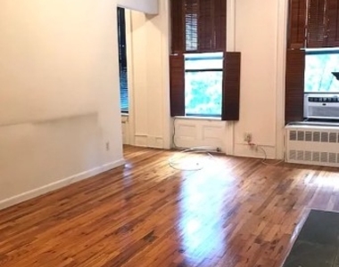 169 West 76th Street - Photo Thumbnail 2
