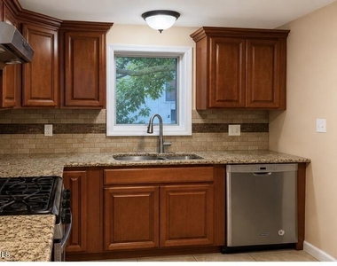 223 Riverside Drive - Photo Thumbnail 2