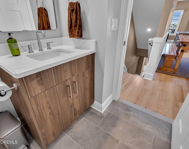 39 20th Avenue - Photo Thumbnail 29