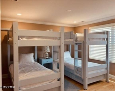 39 20th Avenue - Photo Thumbnail 36